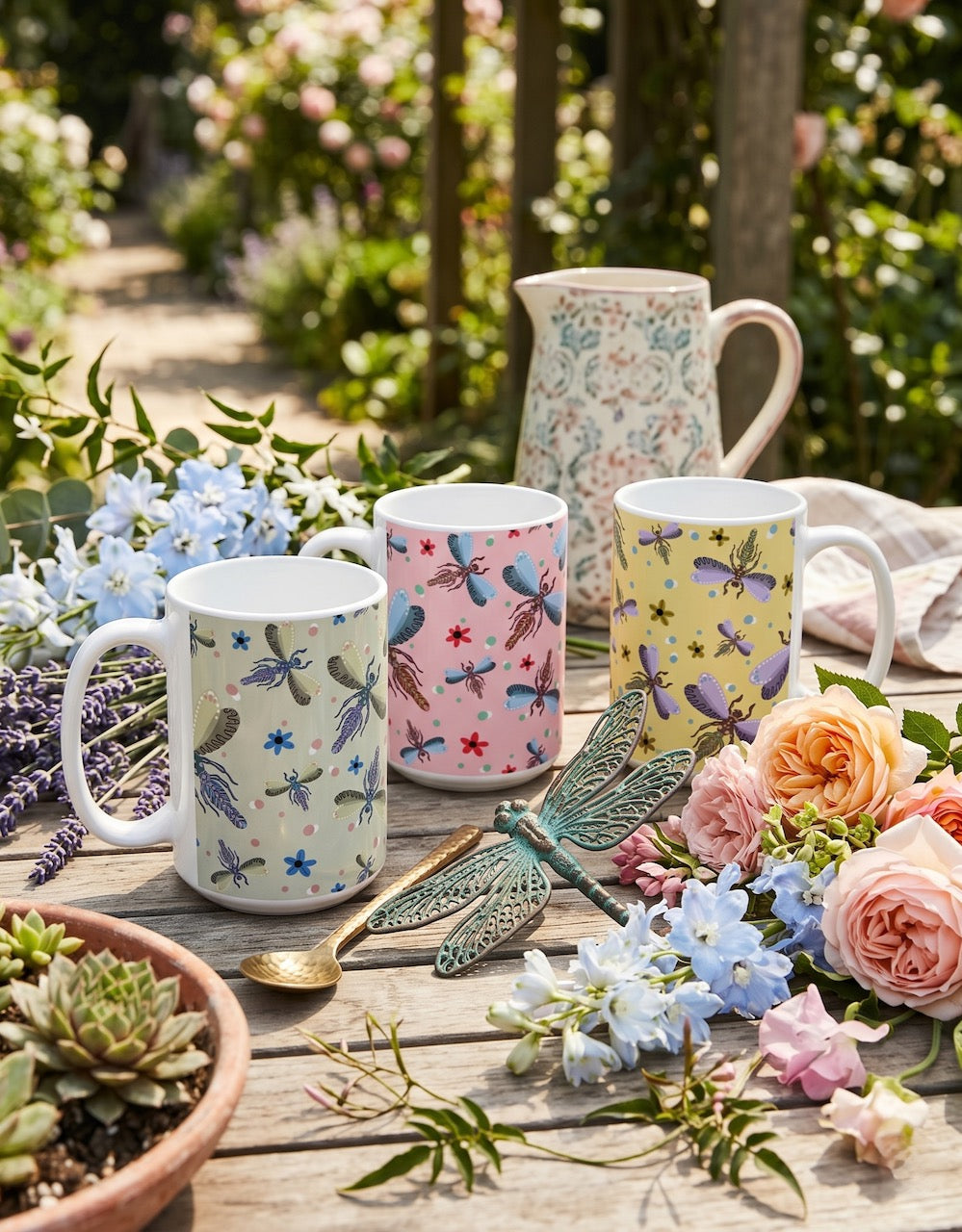 DRAGONFLY DAYDREAM CERAMIC MUG