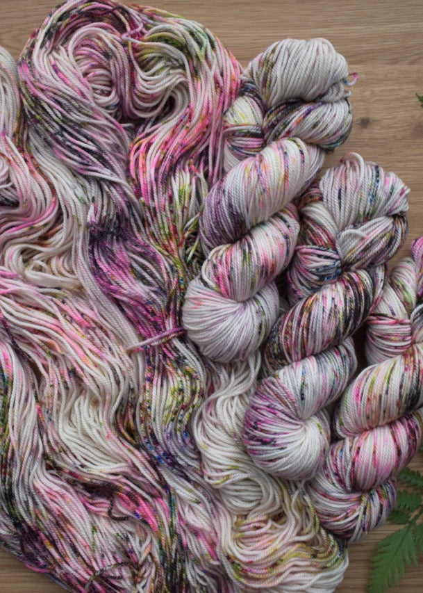 Multi colour speckled hand dyed merino cashmere yarn.