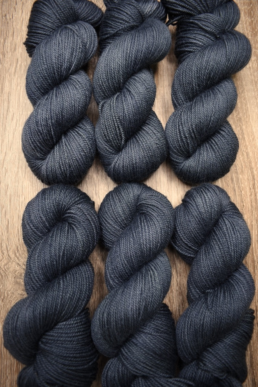 Hand dyed wool yarn slate blue colour.